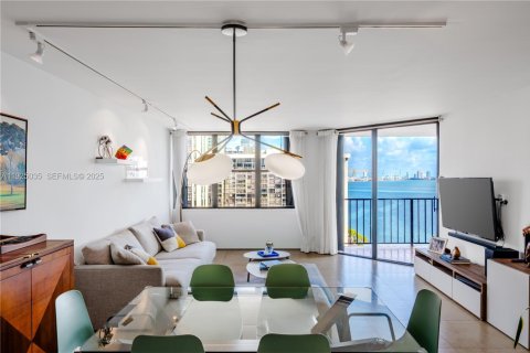 Copropriété à vendre à Miami, Floride: 2 chambres, 147.06 m2 № 1983652 - photo 3