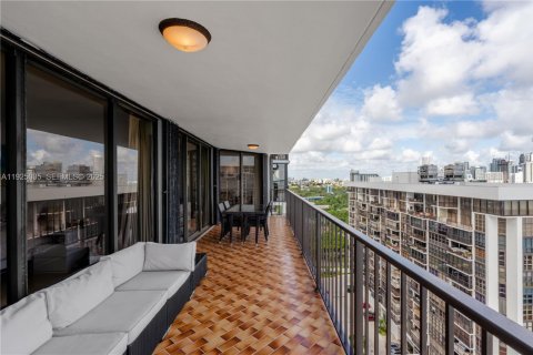 Copropriété à vendre à Miami, Floride: 2 chambres, 147.06 m2 № 1983652 - photo 7