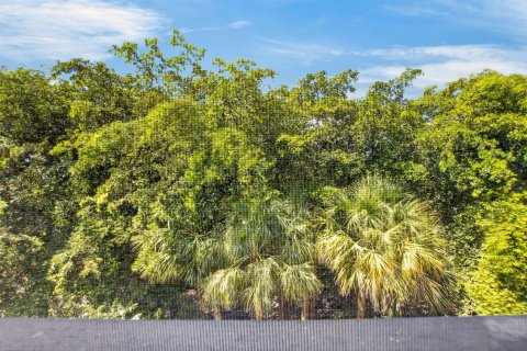 Condo in Pembroke Pines, Florida, 1 bedroom  № 2381433 - photo 22