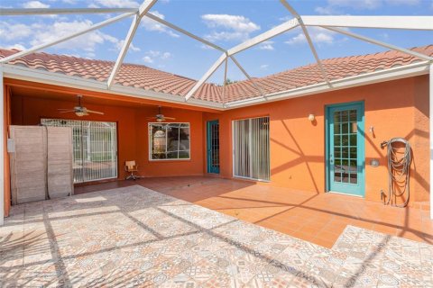 Villa ou maison à louer à Sarasota, Floride: 3 chambres, 224.73 m2 № 1869371 - photo 16