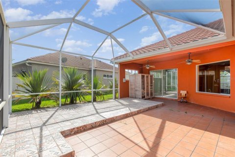 Villa ou maison à louer à Sarasota, Floride: 3 chambres, 224.73 m2 № 1869371 - photo 17