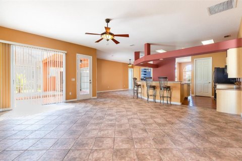 Villa ou maison à louer à Sarasota, Floride: 3 chambres, 224.73 m2 № 1869371 - photo 4