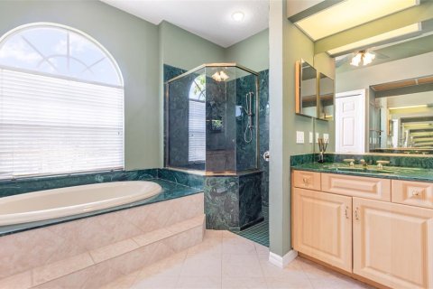 Villa ou maison à louer à Sarasota, Floride: 3 chambres, 224.73 m2 № 1869371 - photo 11