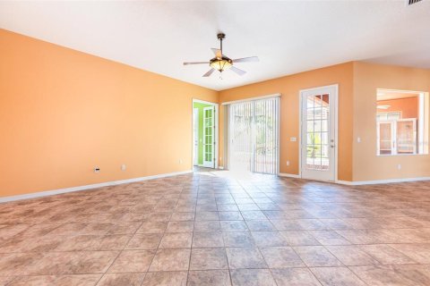 Villa ou maison à louer à Sarasota, Floride: 3 chambres, 224.73 m2 № 1869371 - photo 3