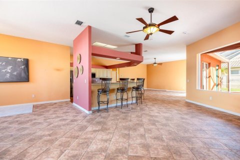 Villa ou maison à louer à Sarasota, Floride: 3 chambres, 224.73 m2 № 1869371 - photo 5