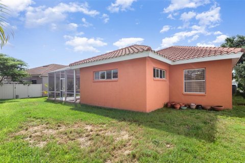 Villa ou maison à louer à Sarasota, Floride: 3 chambres, 224.73 m2 № 1869371 - photo 19