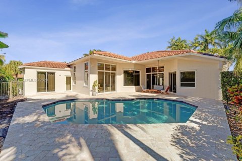 Купить виллу или дом в Уэстон, Флорида 5 спален, 271.46м2, № 2006408 - фото 15