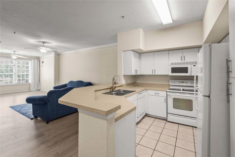 Copropriété à vendre à Sarasota, Floride: 1 chambre, 88.16 m2 № 1881171 - photo 2