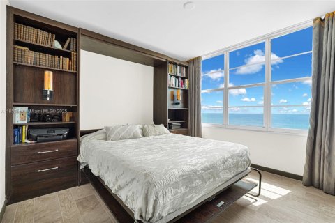 Купить кондоминиум в Майами-Бич, Флорида 2 спальни, 95.69м2, № 1872445 - фото 8