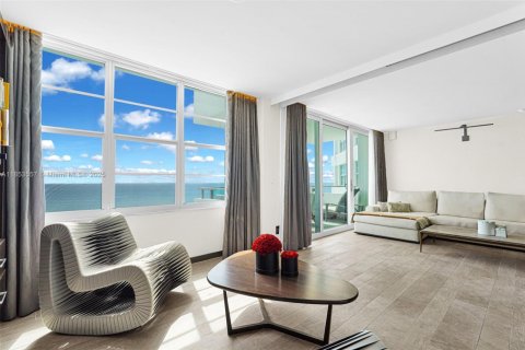 Купить кондоминиум в Майами-Бич, Флорида 2 спальни, 95.69м2, № 1872445 - фото 4