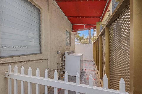 Apartment in Miami Beach, Florida 41.81 sq.m. № 2067614 - photo 18