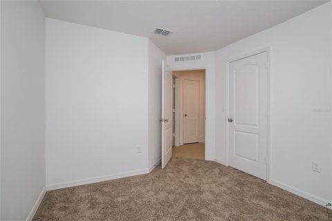 House in Mascotte, Florida 4 bedrooms, 171.13 sq.m. № 1831340 - photo 12