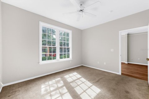Condo in Sarasota, Florida, 2 bedrooms № 2096586 - photo 27