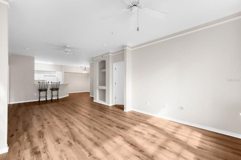 Condo in Sarasota, Florida, 2 bedrooms № 2096586 - photo 12