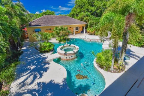 Villa ou maison à vendre à St. Lucie, Floride: 7 chambres, 603.86 m2 № 2317148 - photo 5