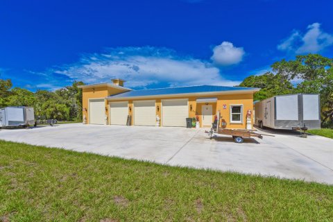Villa ou maison à vendre à St. Lucie, Floride: 7 chambres, 603.86 m2 № 2317148 - photo 18