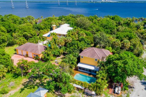 Villa ou maison à vendre à St. Lucie, Floride: 7 chambres, 603.86 m2 № 2317148 - photo 8