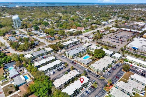 Townhouse in Clearwater, Florida 3 bedrooms, 109.53 sq.m. № 2157957 - photo 26
