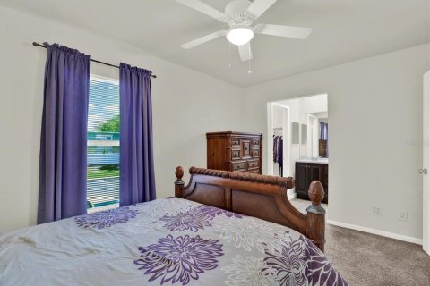 Townhouse in Clearwater, Florida 3 bedrooms, 109.53 sq.m. № 2157957 - photo 12