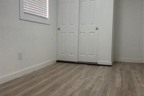 Casa en venta en Tampa, Florida, 4 dormitorios, 90.12 m2 № 2094618 - foto 14