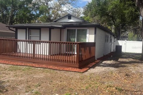 Casa en venta en Tampa, Florida, 4 dormitorios, 90.12 m2 № 2094618 - foto 23