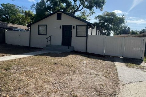 Casa en venta en Tampa, Florida, 4 dormitorios, 90.12 m2 № 2094618 - foto 2