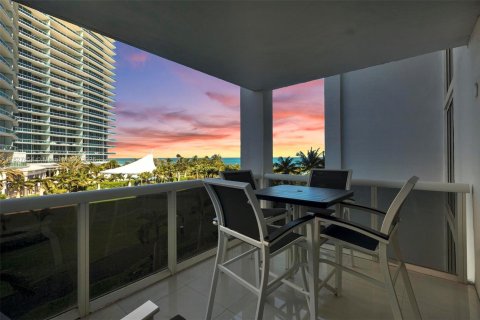 Copropriété à louer à Bal Harbour, Floride: 2 chambres, 98.1 m2 № 1799115 - photo 4