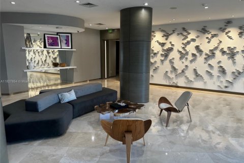 Copropriété à louer à Bal Harbour, Floride: 2 chambres, 98.1 m2 № 1799115 - photo 27