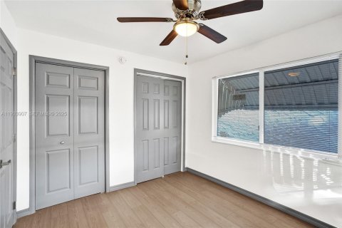 Casa en alquiler en Dania Beach, Florida, 2 dormitorios, 65.03 m2 № 1992181 - foto 16