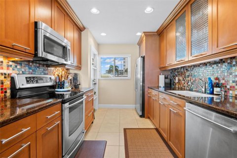 Condominio en venta en Clearwater, Florida, 2 dormitorios, 93.37 m2 № 2108202 - foto 14