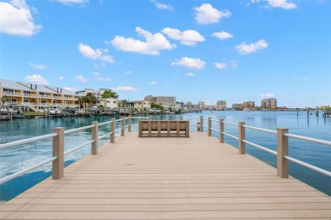 Condominio en venta en Clearwater, Florida, 2 dormitorios, 93.37 m2 № 2108202 - foto 24