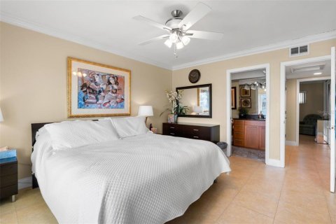 Condominio en venta en Clearwater, Florida, 2 dormitorios, 93.37 m2 № 2108202 - foto 27