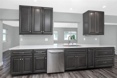 Villa ou maison à vendre à Pinellas Park, Floride: 2 chambres, 153.2 m2 № 2313038 - photo 25