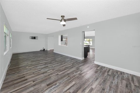 Villa ou maison à vendre à Pinellas Park, Floride: 2 chambres, 153.2 m2 № 2313038 - photo 28