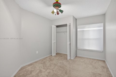 Casa en venta en Hollywood, Florida, 3 dormitorios, 131.92 m2 № 2026084 - foto 25