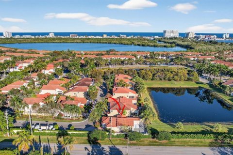 Casa en venta en Hollywood, Florida, 3 dormitorios, 131.92 m2 № 2026084 - foto 30