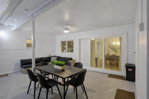 Купить виллу или дом в Холливуд, Флорида 5 спален, 163.42м2, № 2068427 - фото 19