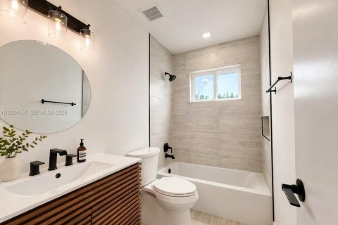 Купить виллу или дом в Холливуд, Флорида 5 спален, 163.42м2, № 2068427 - фото 10