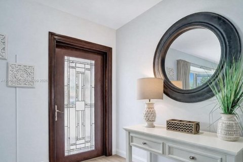 Купить виллу или дом в Холливуд, Флорида 5 спален, 163.42м2, № 2068427 - фото 29