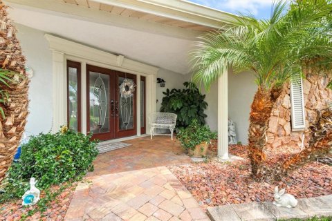 House in Palm Coast, Florida 4 bedrooms, 237.64 sq.m. № 1773302 - photo 4