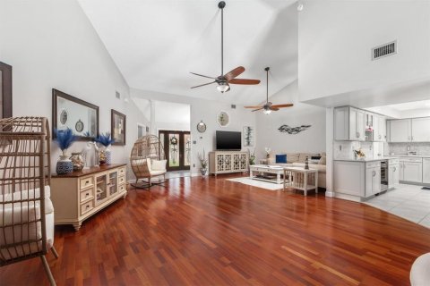 House in Palm Coast, Florida 4 bedrooms, 237.64 sq.m. № 1773302 - photo 11