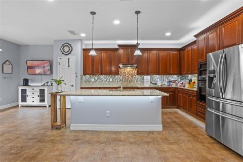 House in Winter Garden, Florida 5 bedrooms, 305.65 sq.m. № 1902596 - photo 7