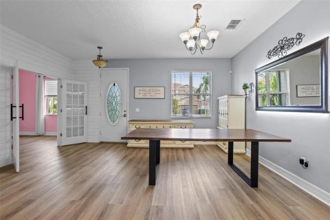 House in Winter Garden, Florida 5 bedrooms, 305.65 sq.m. № 1902596 - photo 5