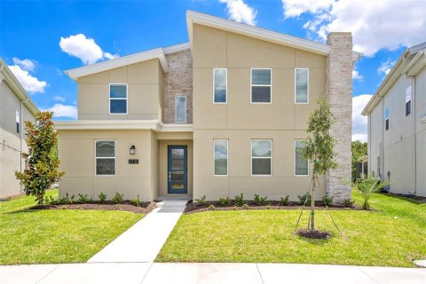 House in Kissimmee, Florida 8 bedrooms, 398.46 sq.m. № 1843172 - photo 2