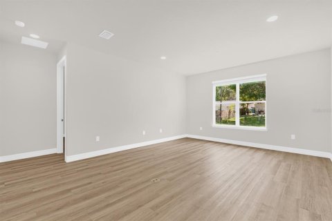 Casa en venta en Sanford, Florida, 4 dormitorios, 178.37 m2 № 1872964 - foto 9