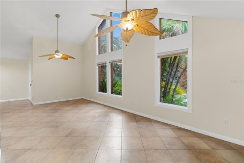 Villa ou maison à vendre à Orlando, Floride: 4 chambres, 213.3 m2 № 2322576 - photo 11