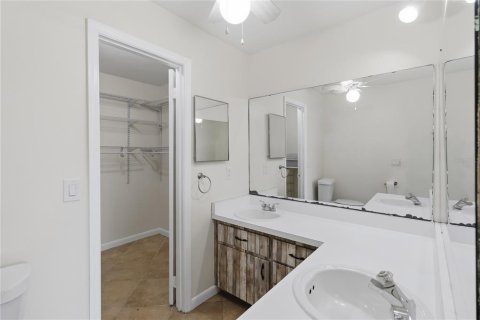 Villa ou maison à vendre à Orlando, Floride: 4 chambres, 213.3 m2 № 2322576 - photo 26