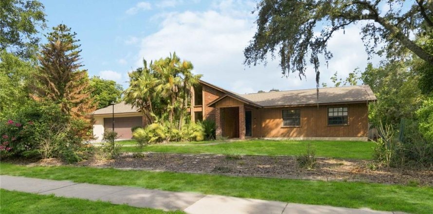 Villa ou maison à Orlando, Floride 4 chambres, 213.3 m2 № 2322576