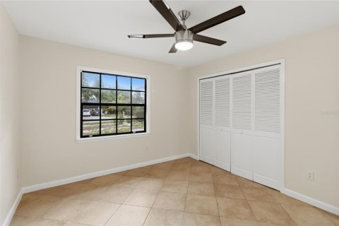Villa ou maison à vendre à Orlando, Floride: 4 chambres, 213.3 m2 № 2322576 - photo 29