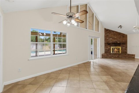 Villa ou maison à vendre à Orlando, Floride: 4 chambres, 213.3 m2 № 2322576 - photo 15